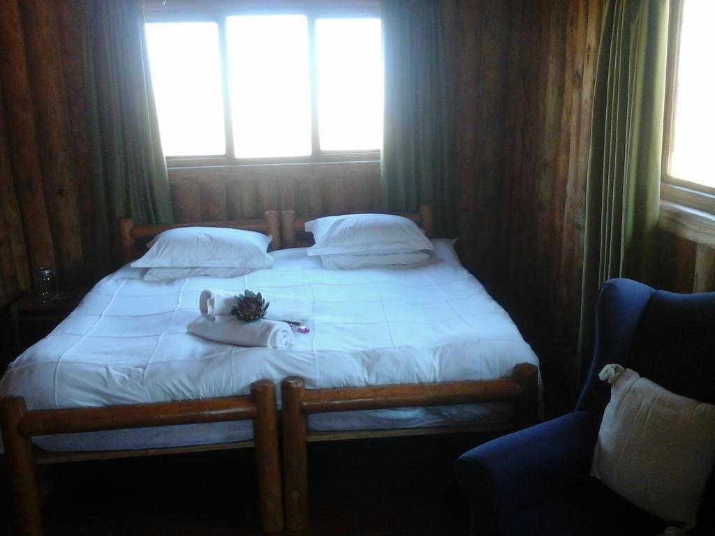 Greenfire Drakensberg Lodge Bonjaneni Szoba fotó